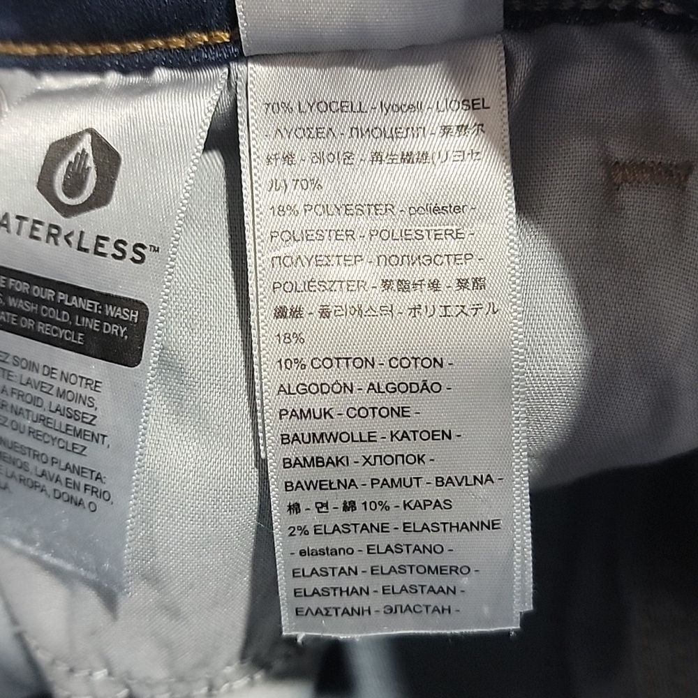 LEVI'S.. 721.. High-rise skinny.. - Picture 16 of 16